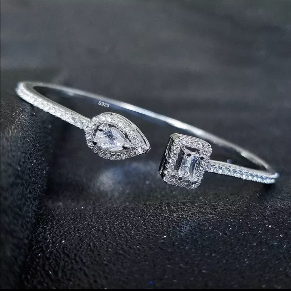 New fashion luxury bracelets